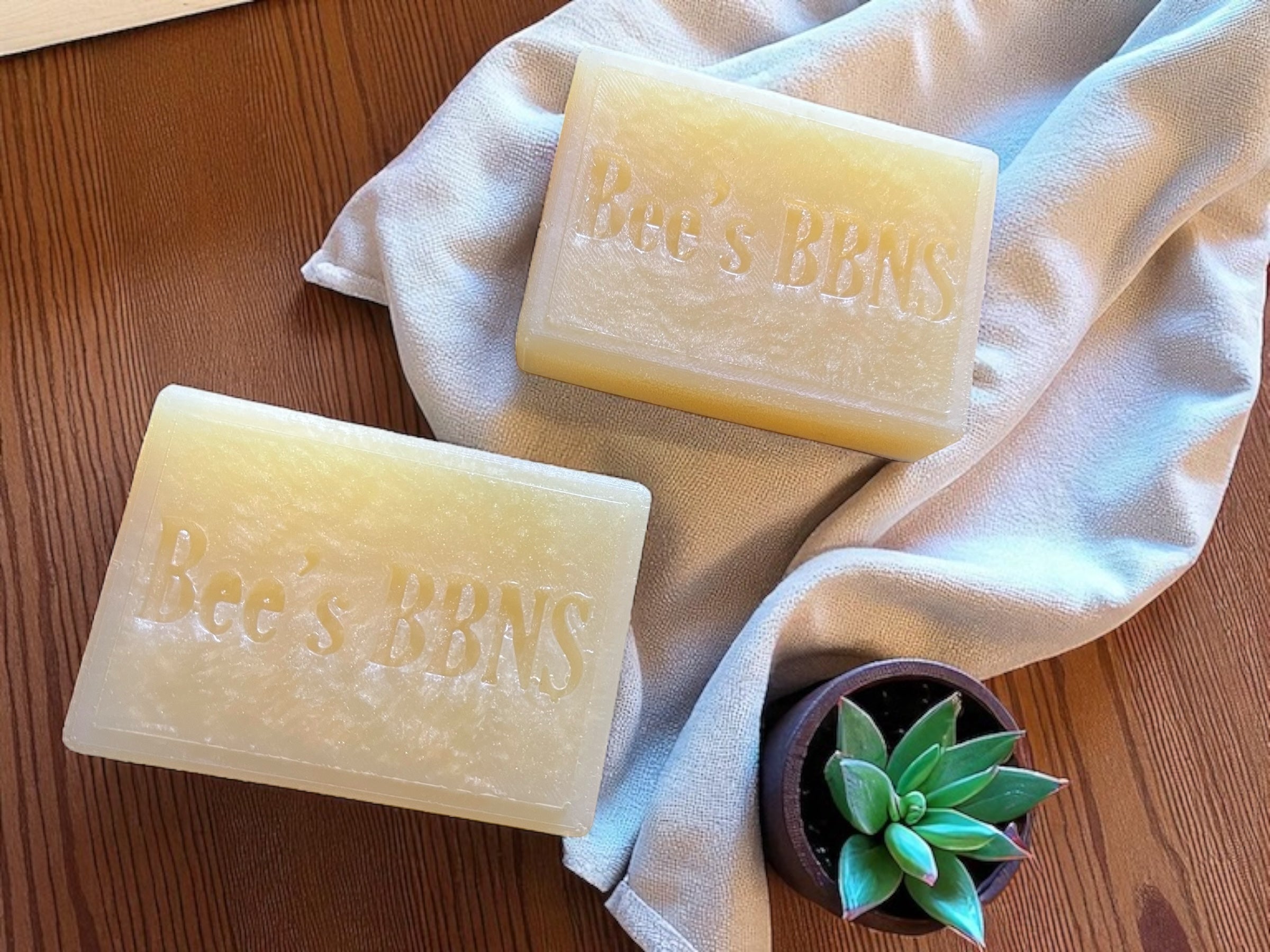 Manuka Honey Vanilla Soap